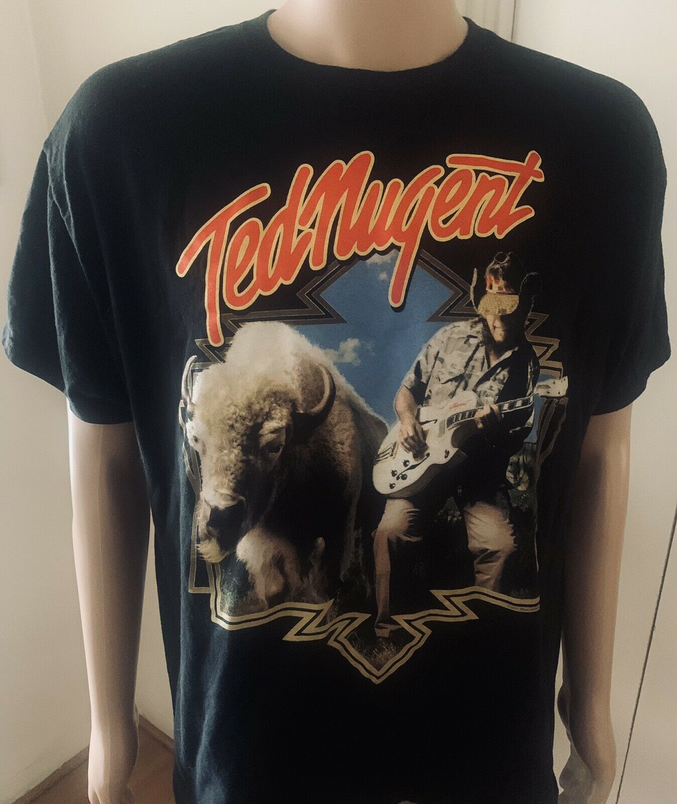 Ted Nugent T-shirt 2012 Great White Buffalo Tour 2012
