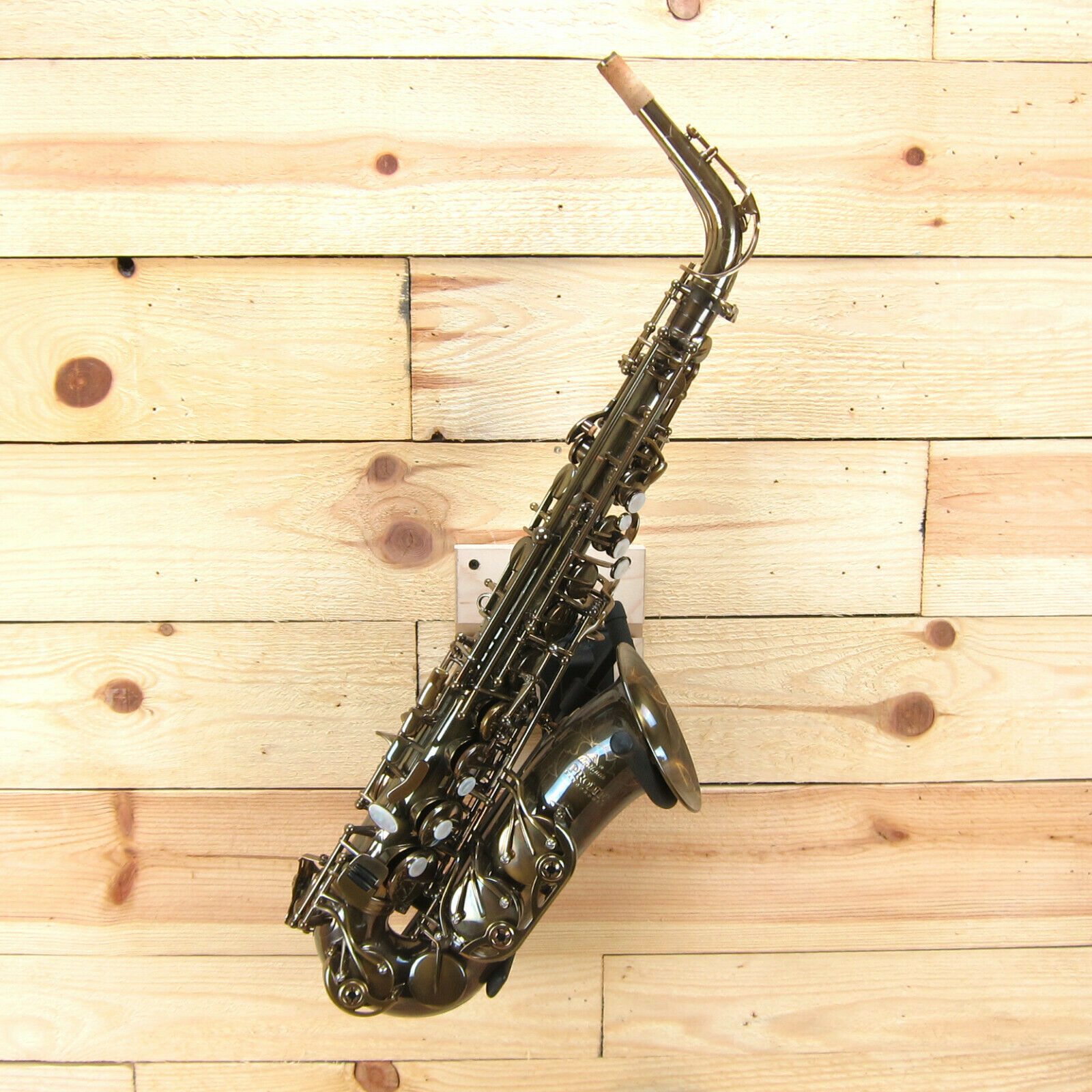 Antigua As6200ca Pro One Professional Alto Saxophone, Classic Antique Finish